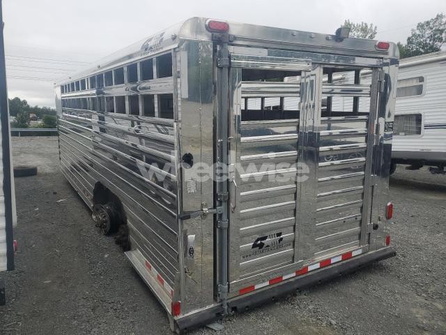 Photo 5 of 2017 OTHER LIVESTOCK TRAILER N/A (VIN 4FKPG2429H0036427)