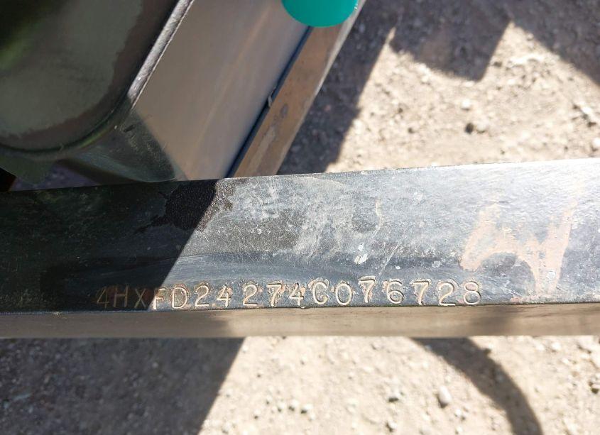 Photo 9 of 2004 Carson Fun RUNNER (VIN 4HXFD24274C076728)