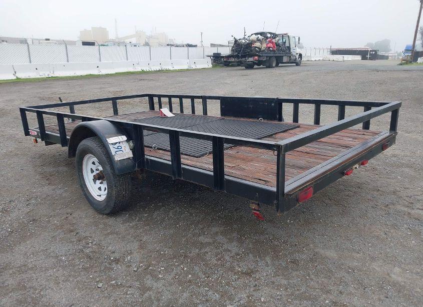 Photo 3 of 2015 Carson Trailer N/A (VIN 4HXSL1212FC173747)