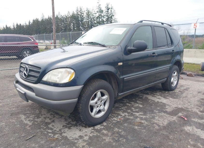Photo 2 of 1999 Mercedes-benz Ml 320 (VIN 4JGAB54E0XA115909)