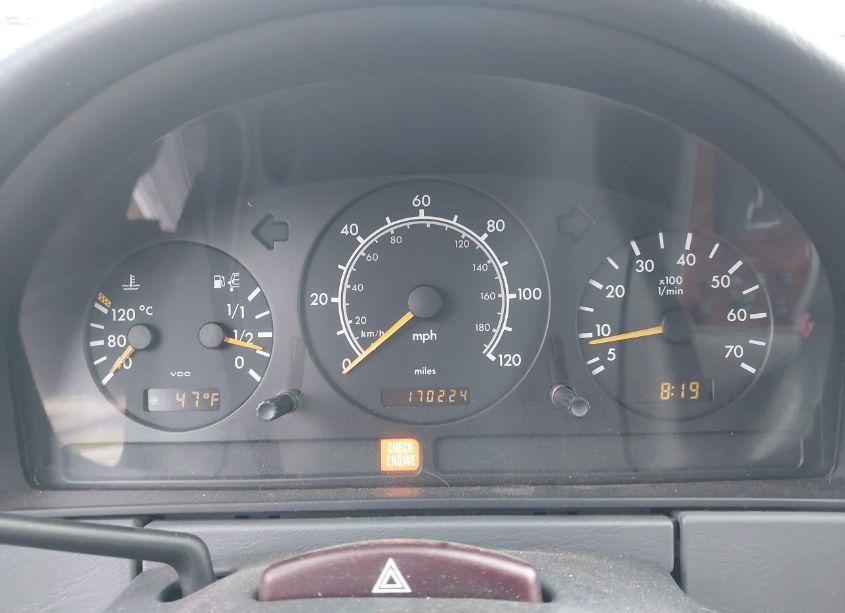 Photo 7 of 1999 Mercedes-benz Ml 320 (VIN 4JGAB54E0XA115909)