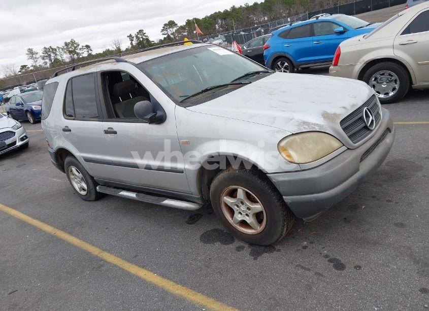 1999 Mercedes-benz Ml 320 (VIN 4JGAB54E1XA115272) main photo