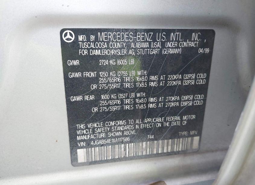 Photo 9 of 1999 Mercedes-benz Ml 320 (VIN 4JGAB54E1XA117586)