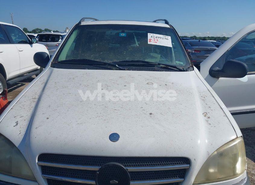 Photo 6 of 1999 Mercedes-benz Ml 320 (VIN 4JGAB54E2XA061822)