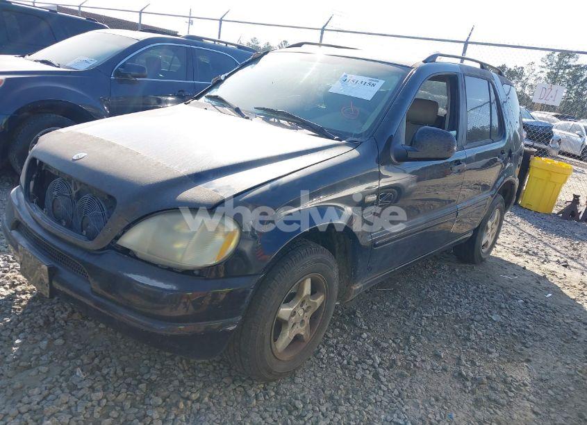 Photo 2 of 2000 Mercedes-benz Ml 320 (VIN 4JGAB54E2YA220033)