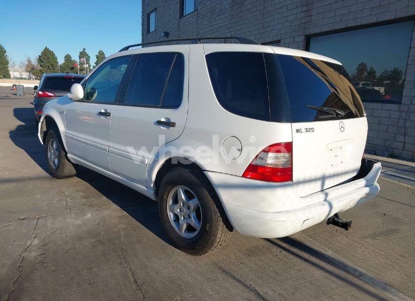 Photo 3 of 2000 Mercedes-benz Ml 320 (VIN 4JGAB54E3YA145312)