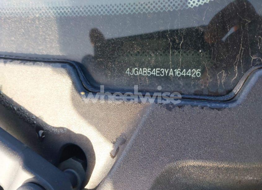 Photo 9 of 2000 Mercedes-benz Ml 320 (VIN 4JGAB54E3YA164426)