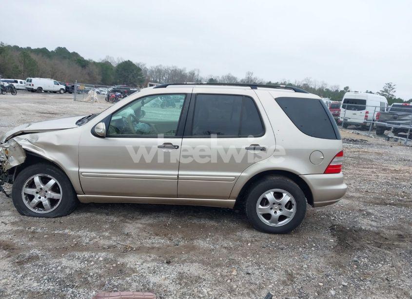 Photo 14 of 2003 Mercedes-benz Ml 320 (VIN 4JGAB54E43A383811)