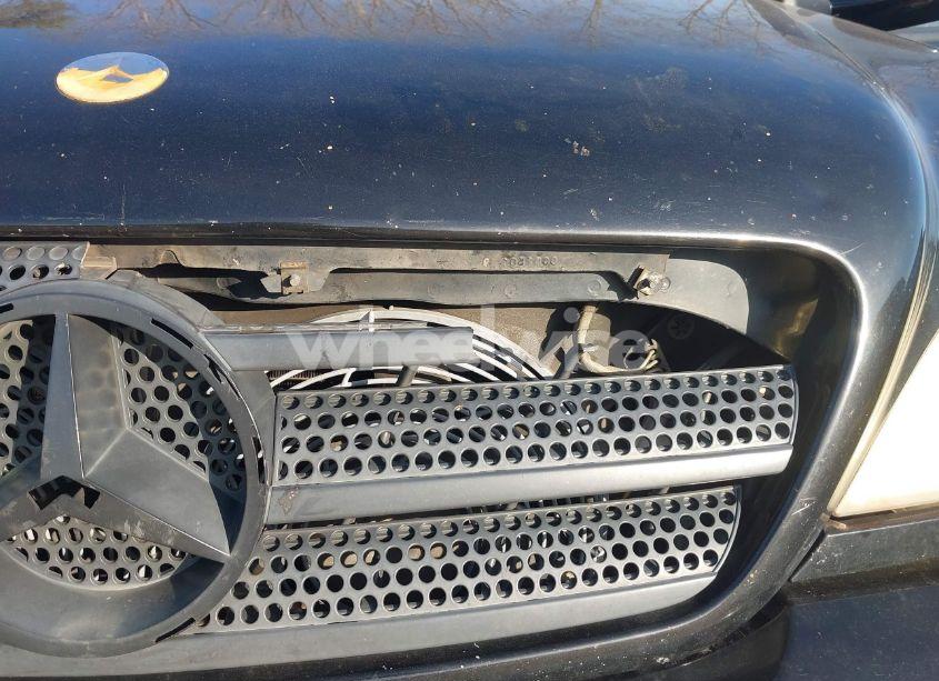 Photo 6 of 2001 Mercedes-benz Ml 320 (VIN 4JGAB54E51A282080)