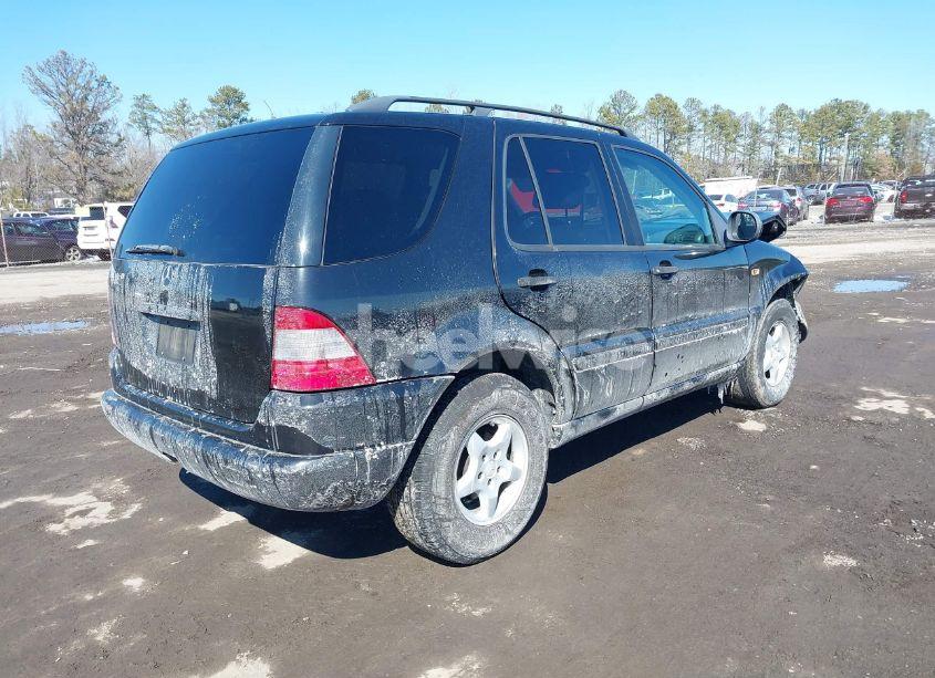 Photo 4 of 2000 Mercedes-benz Ml 320 (VIN 4JGAB54E5YA172706)