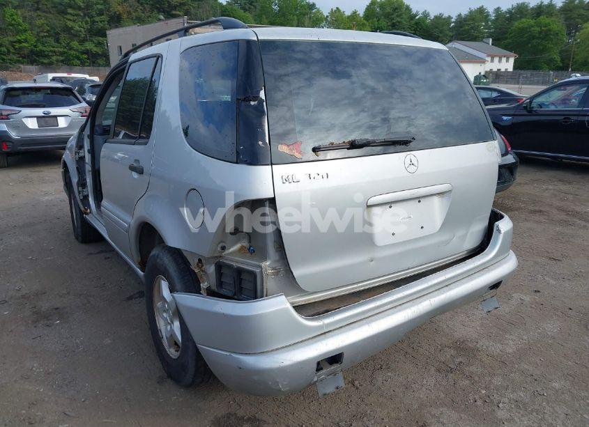 Photo 3 of 1999 Mercedes-benz Ml 320 (VIN 4JGAB54E7XA066742)
