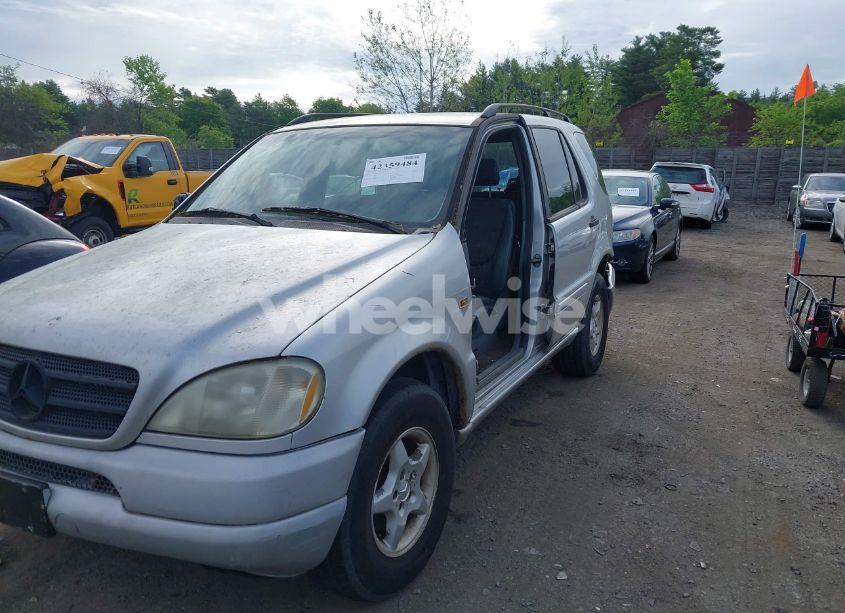 Photo 6 of 1999 Mercedes-benz Ml 320 (VIN 4JGAB54E7XA066742)