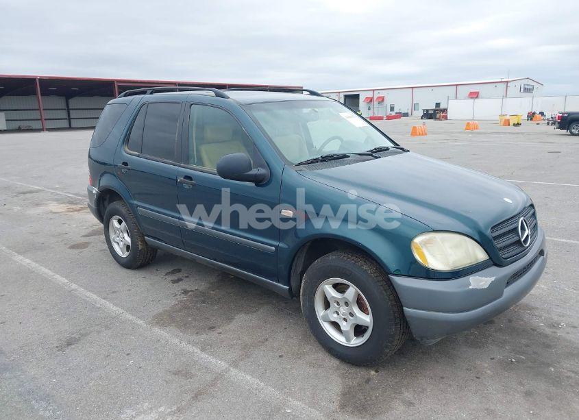 1999 Mercedes-benz Ml 320 (VIN 4JGAB54E8XA055359) main photo