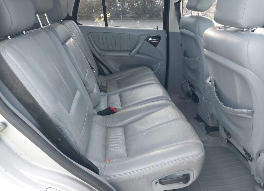 Photo 8 of 2000 Mercedes-benz Ml 320 (VIN 4JGAB54E9YA175396)