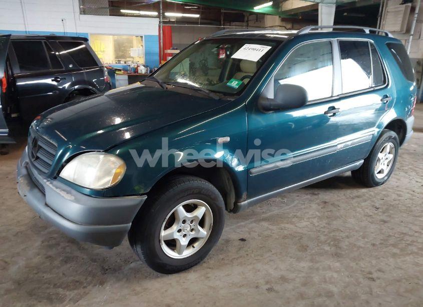 Photo 2 of 1998 Mercedes-benz Ml 320 CLASSIC (VIN 4JGAB54EXWA007828)