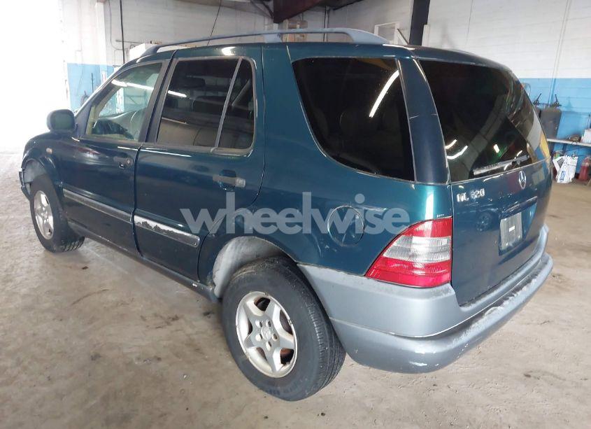 Photo 3 of 1998 Mercedes-benz Ml 320 CLASSIC (VIN 4JGAB54EXWA007828)