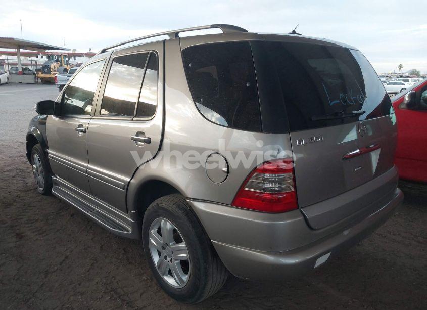 Photo 3 of 2005 Mercedes-benz Ml 350 4MATIC (VIN 4JGAB57E05A523559)