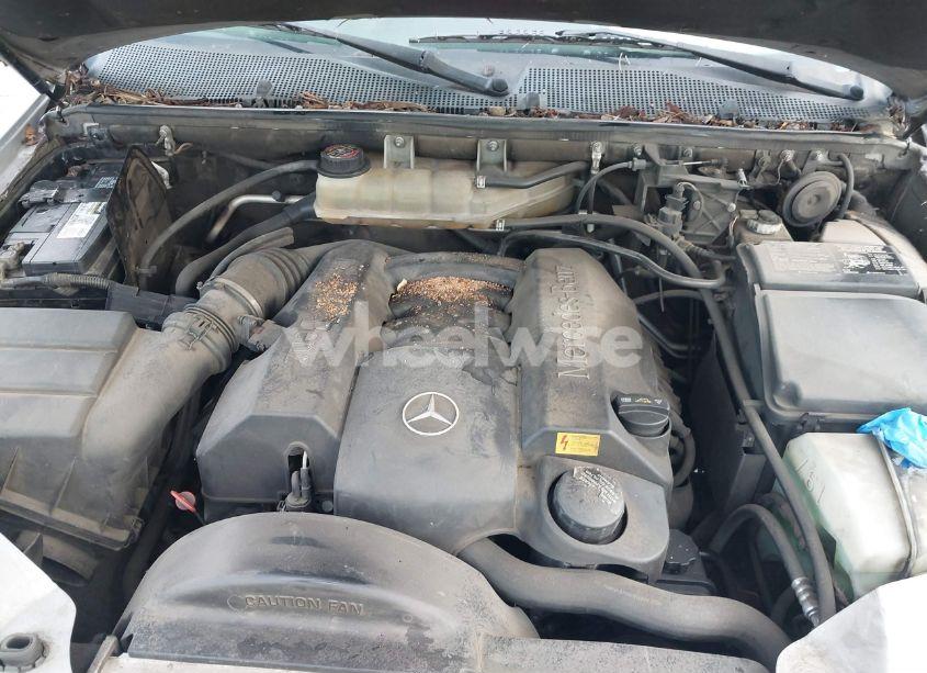Photo 10 of 2005 Mercedes-benz Ml 350 4MATIC (VIN 4JGAB57E15A533839)