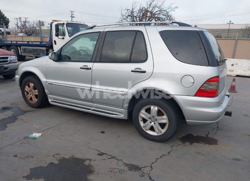 Photo 3 of 2005 Mercedes-benz Ml 350 4MATIC (VIN 4JGAB57E15A533839)