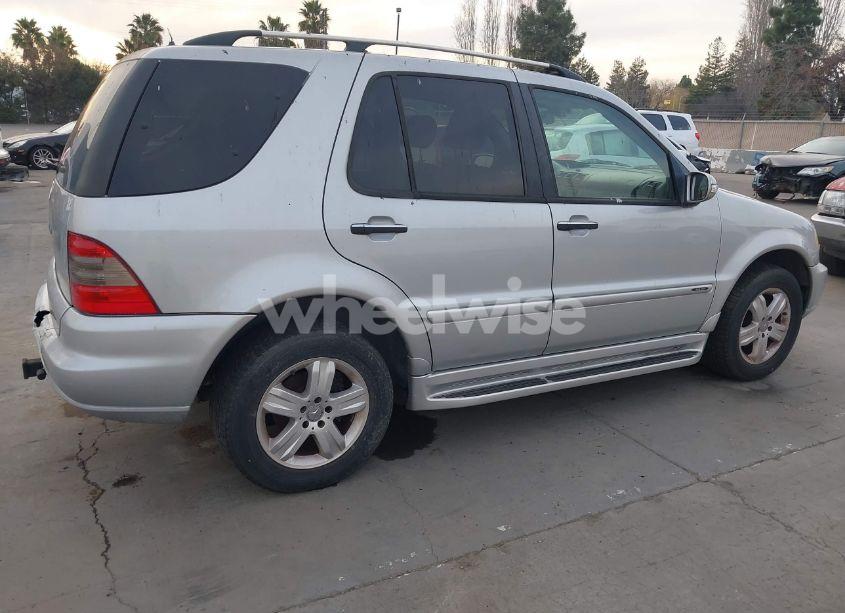 Photo 4 of 2005 Mercedes-benz Ml 350 4MATIC (VIN 4JGAB57E15A533839)