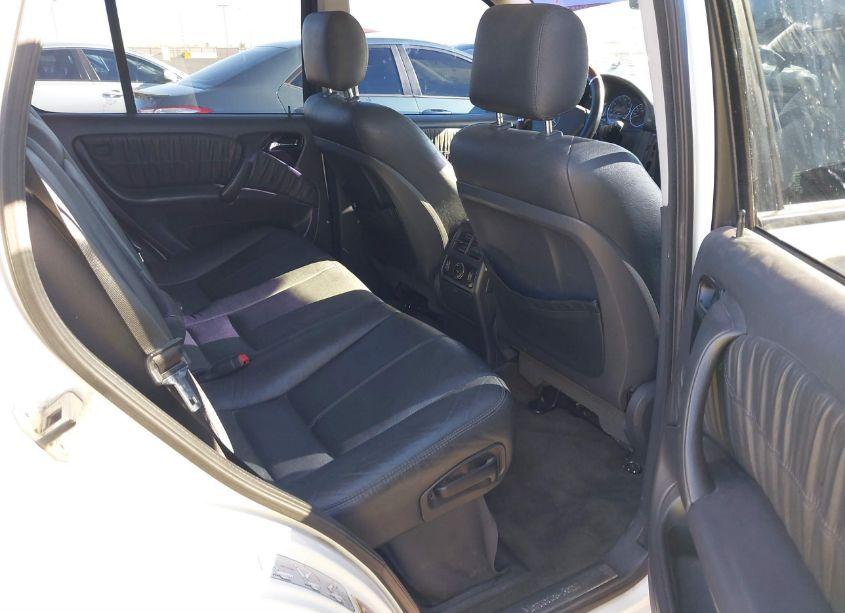 Photo 8 of 2005 Mercedes-benz Ml 350 4MATIC (VIN 4JGAB57E35A524558)