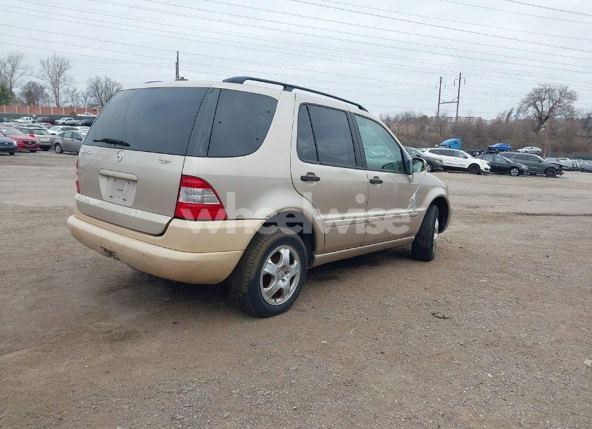 Photo 4 of 2004 Mercedes-benz Ml 350 4MATIC (VIN 4JGAB57E44A463493)