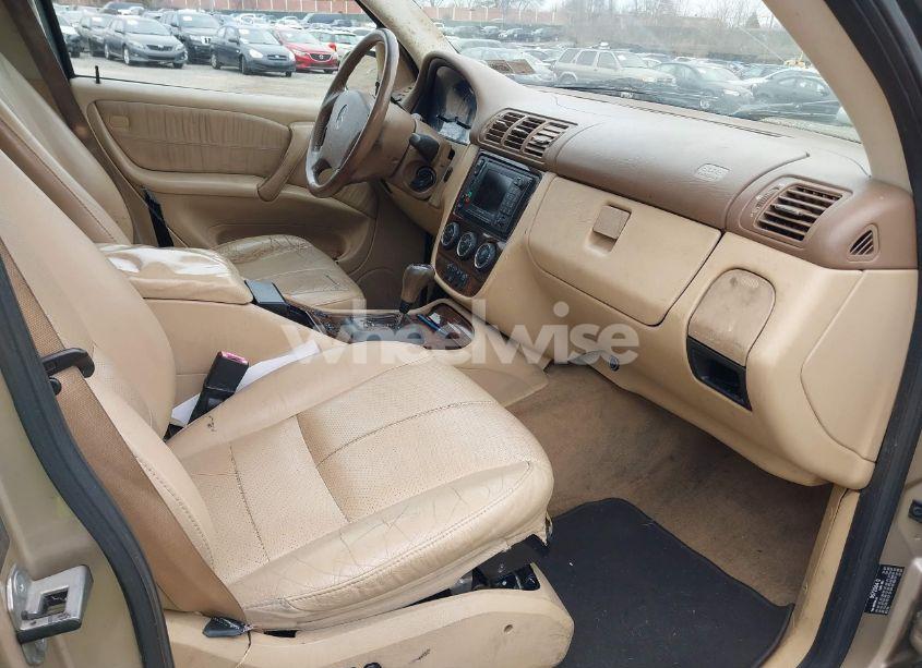 Photo 5 of 2004 Mercedes-benz Ml 350 4MATIC (VIN 4JGAB57E44A463493)