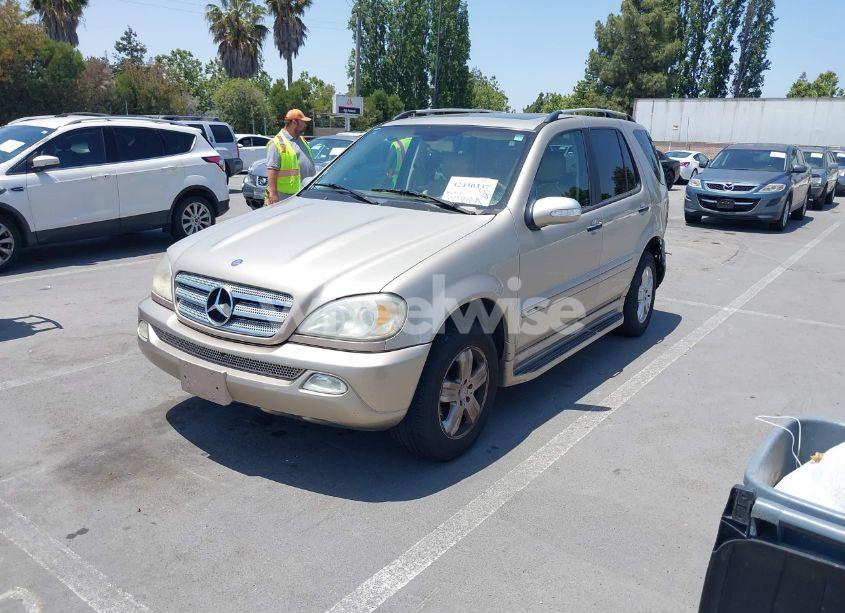 Photo 2 of 2005 Mercedes-benz Ml 350 4MATIC (VIN 4JGAB57E65A546957)