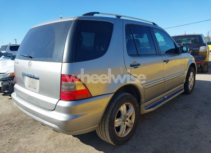 Photo 4 of 2005 Mercedes-benz Ml 350 4MATIC (VIN 4JGAB57E65A550801)