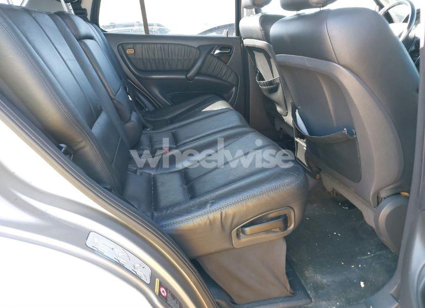 Photo 8 of 2005 Mercedes-benz Ml 350 4MATIC (VIN 4JGAB57E65A550801)