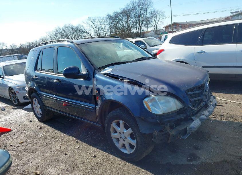 1999 Mercedes-benz Ml 430 (VIN 4JGAB72E0XA110532) main photo