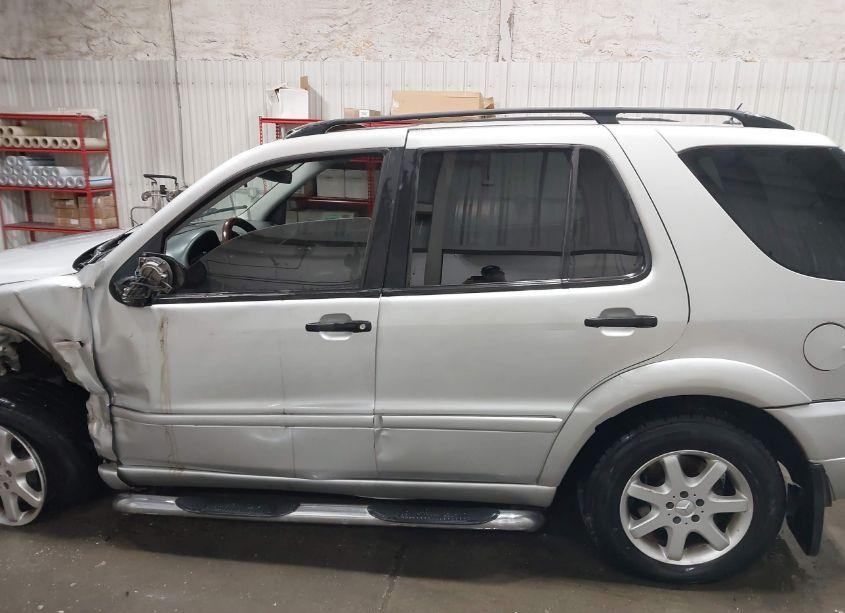 Photo 15 of 2000 Mercedes-benz Ml 430 (VIN 4JGAB72E2YA182060)