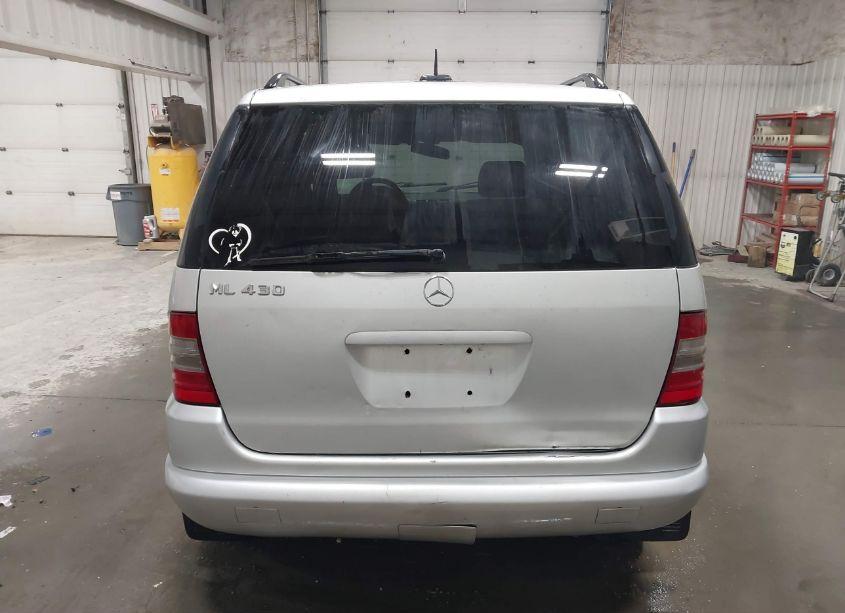Photo 17 of 2000 Mercedes-benz Ml 430 (VIN 4JGAB72E2YA182060)