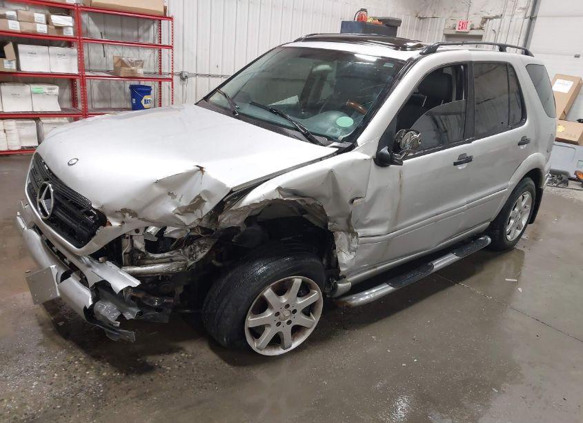 Photo 2 of 2000 Mercedes-benz Ml 430 (VIN 4JGAB72E2YA182060)