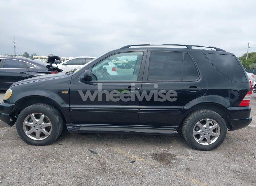Photo 14 of 2000 Mercedes-benz Ml 430 (VIN 4JGAB72E2YA188084)