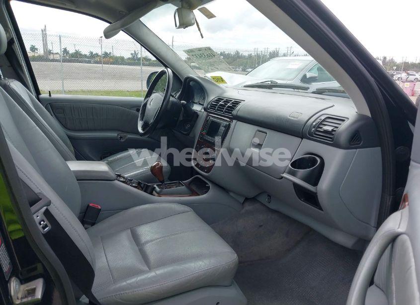 Photo 5 of 2000 Mercedes-benz Ml 430 (VIN 4JGAB72E2YA188084)