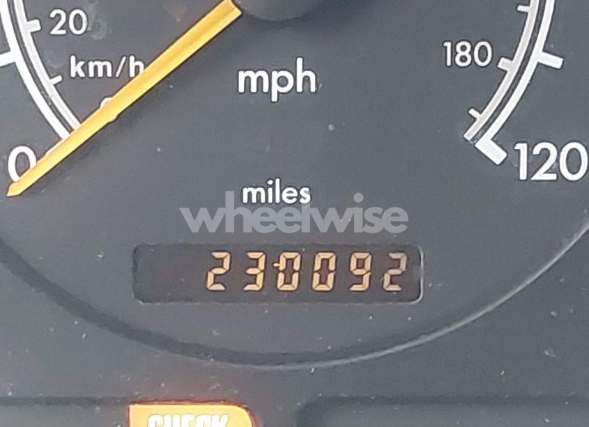 Photo 15 of 1999 Mercedes-benz Ml 430 (VIN 4JGAB72E4XA113675)