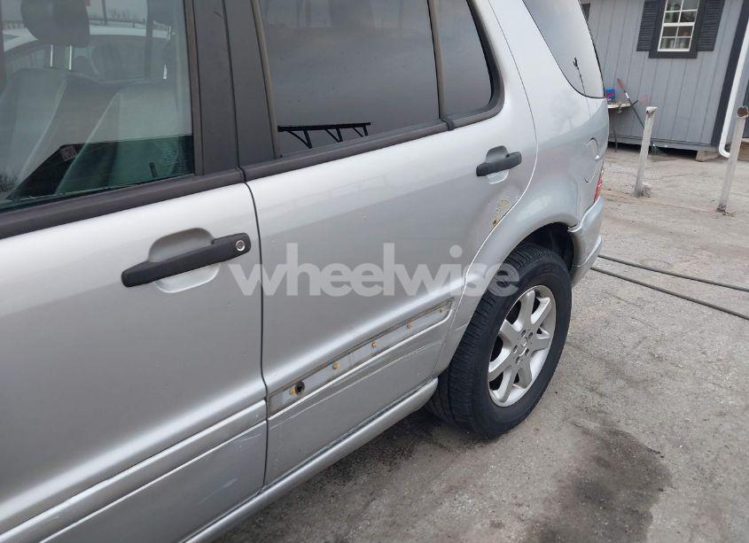 Photo 17 of 1999 Mercedes-benz Ml 430 (VIN 4JGAB72E4XA113675)