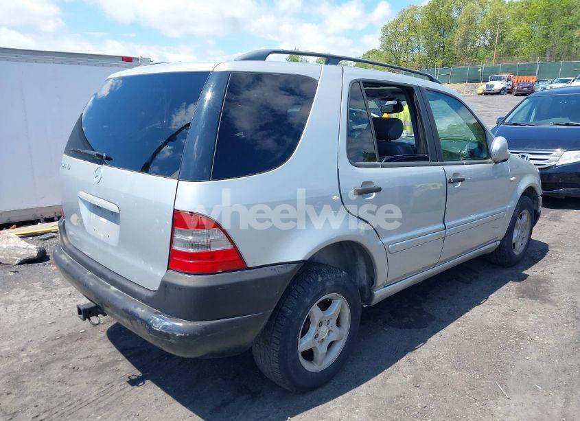 Photo 4 of 1999 Mercedes-benz Ml 430 (VIN 4JGAB72E5XA075910)