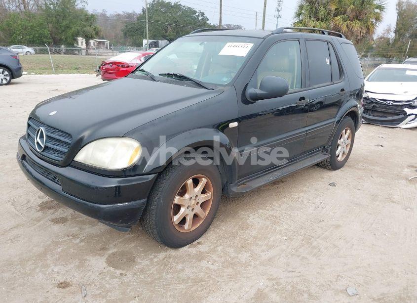 Photo 2 of 1999 Mercedes-benz Ml 430 (VIN 4JGAB72E5XA096580)
