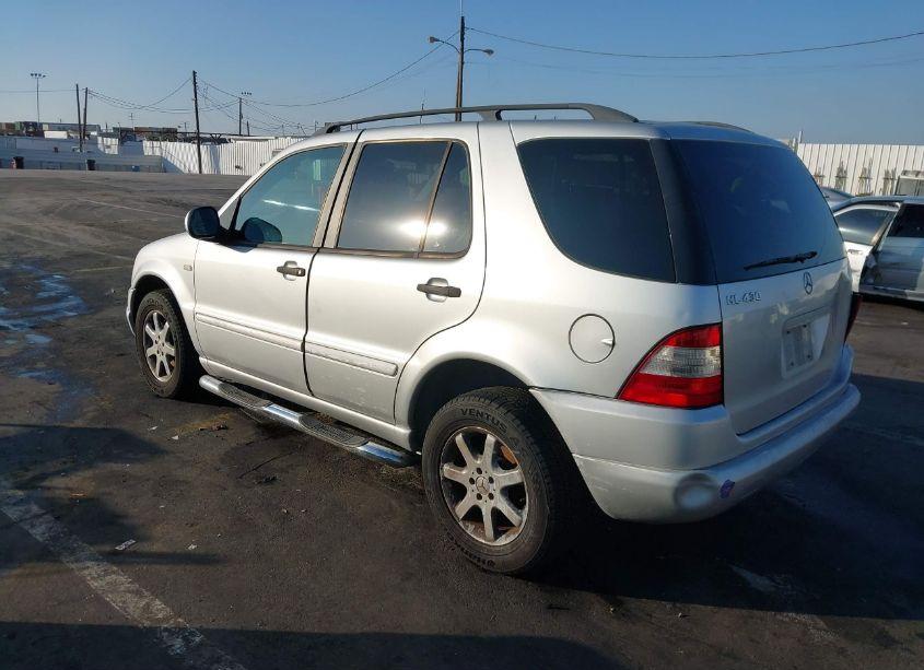 Photo 3 of 1999 Mercedes-benz Ml 430 (VIN 4JGAB72E8XA077604)