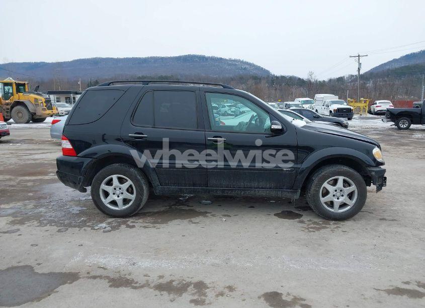 Photo 14 of 2004 Mercedes-benz Ml 500 4MATIC (VIN 4JGAB75E34A459997)