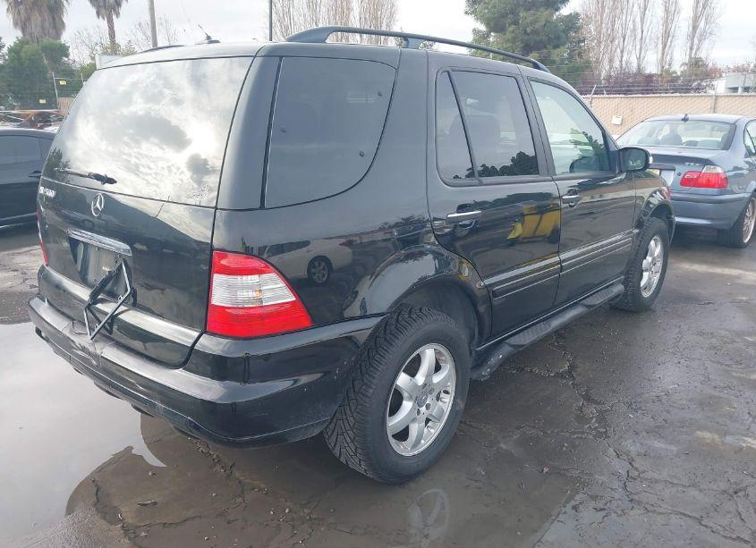 Photo 4 of 2004 Mercedes-benz Ml 500 4MATIC (VIN 4JGAB75E54A463582)