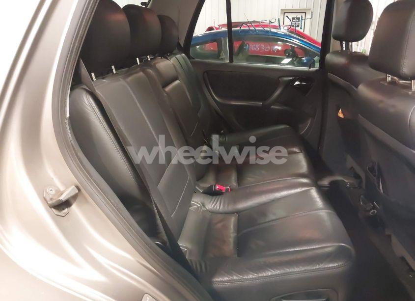 Photo 8 of 2005 Mercedes-benz Ml 500 4MATIC (VIN 4JGAB75E65A543619)