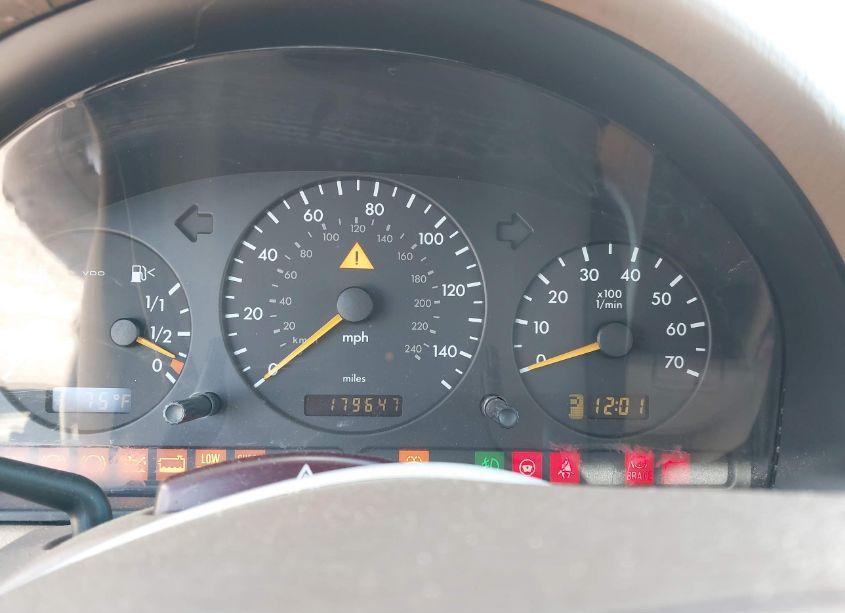 Photo 7 of 2002 Mercedes-benz Ml 500 (VIN 4JGAB75E92A356872)