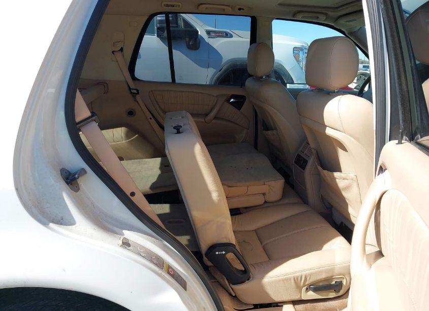 Photo 8 of 2002 Mercedes-benz Ml 500 (VIN 4JGAB75E92A356872)