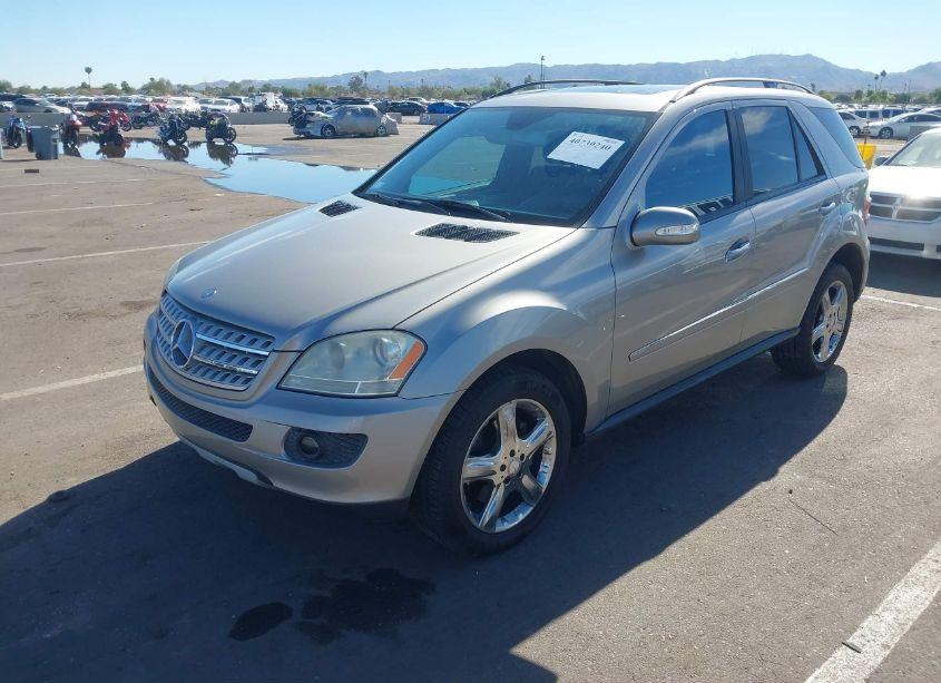 Photo 2 of 2008 Mercedes-benz Ml 320 CDI 4MATIC (VIN 4JGBB22E28A369211)