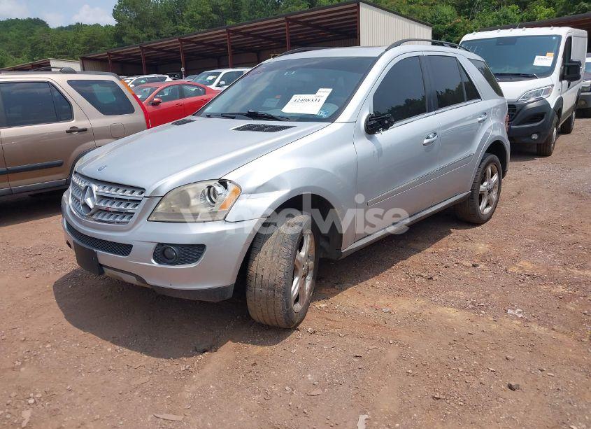 Photo 2 of 2008 Mercedes-benz Ml 320 CDI 4MATIC (VIN 4JGBB22E28A408914)