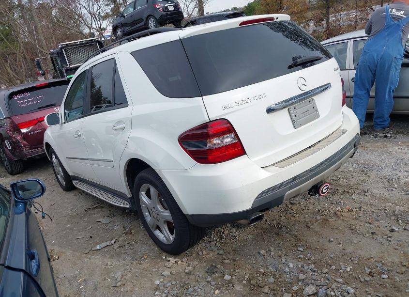 Photo 3 of 2008 Mercedes-benz Ml 320 CDI 4MATIC (VIN 4JGBB22E98A320670)