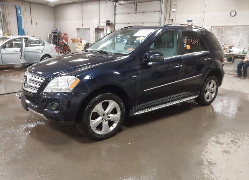 Photo 2 of 2011 Mercedes-benz Ml 350 BLUETEC 4MATIC (VIN 4JGBB2FB8BA692041)